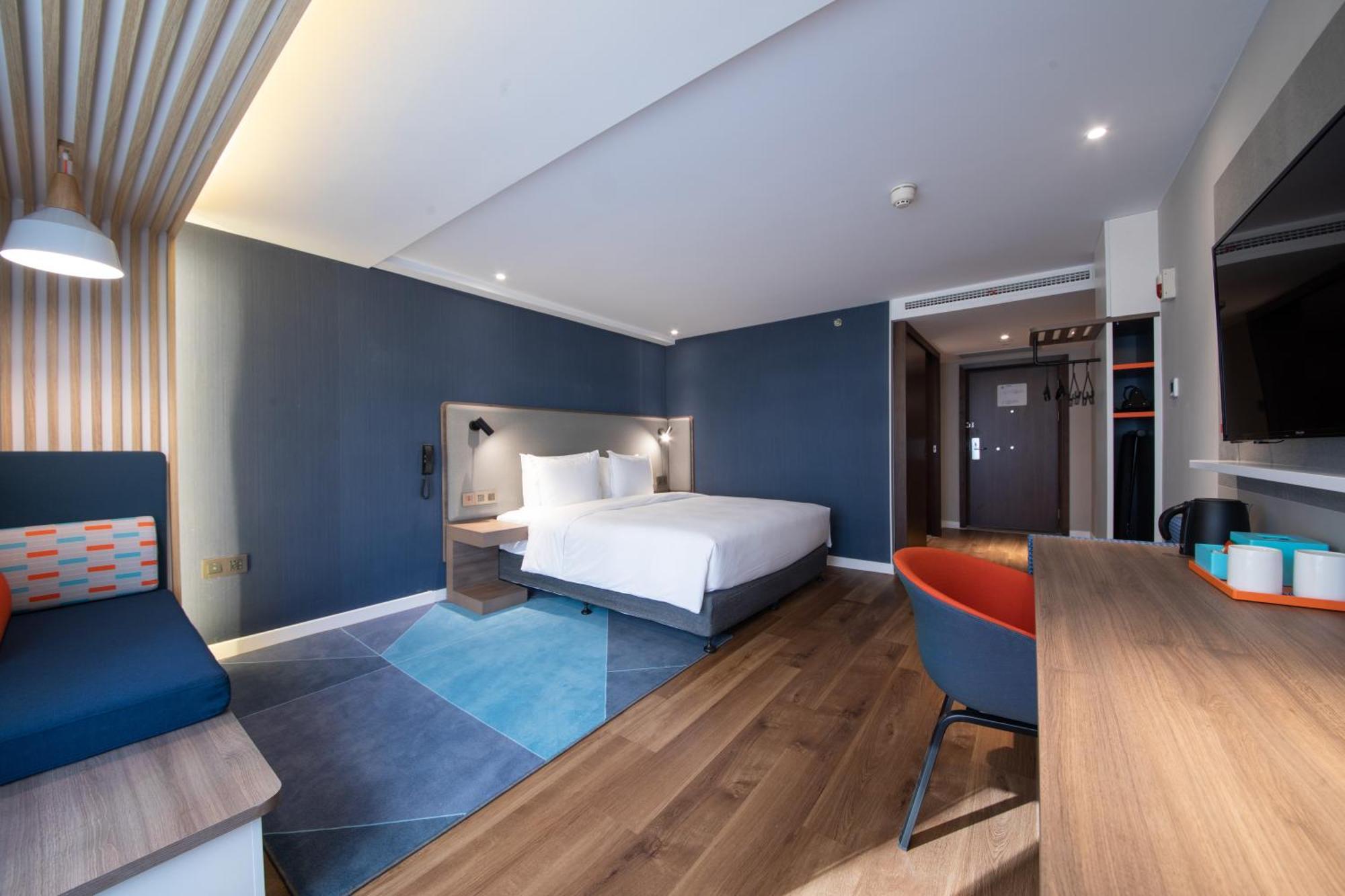 Holiday Inn Express Ningbo City Center By Ihg Exterior photo